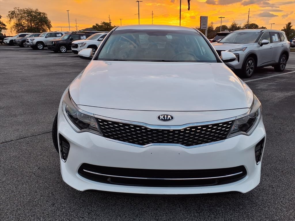 2018 Kia Optima S photo 17