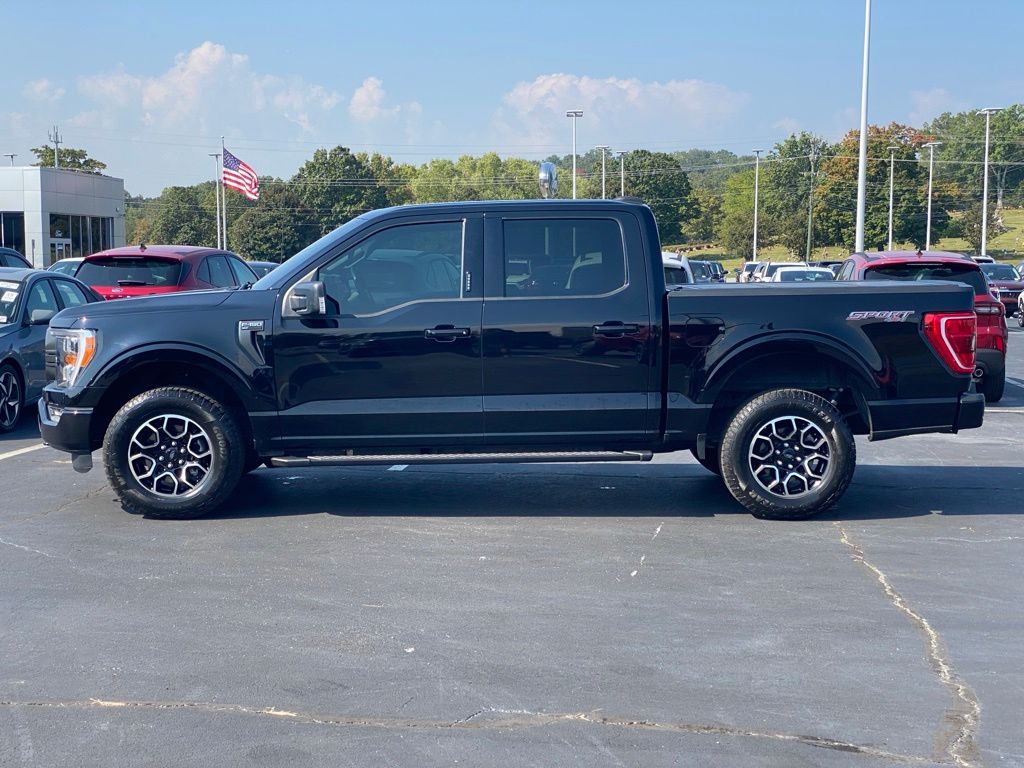 2022 Ford F-150 XLT photo 3
