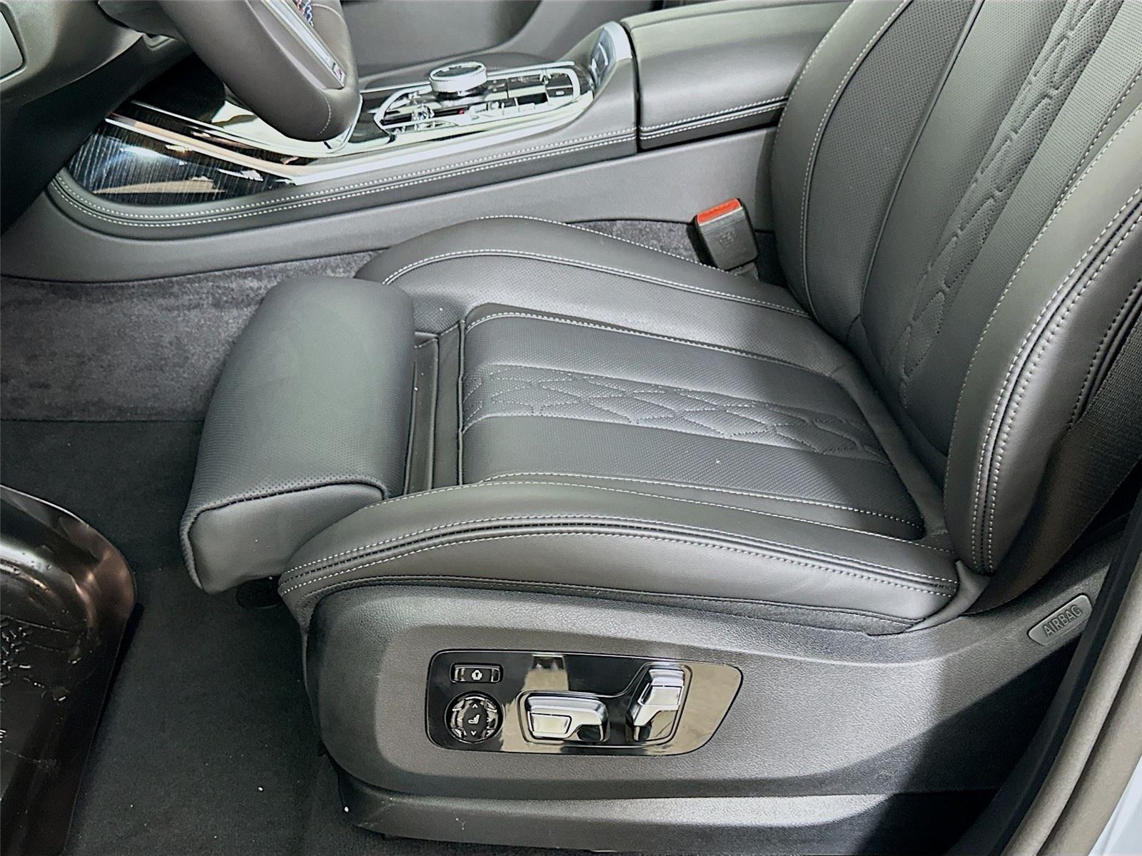 2026 Bmw X7 M60i photo 19