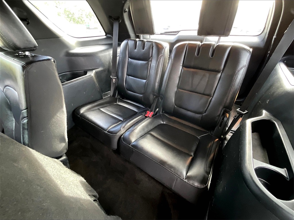 2018 Ford Explorer XLT photo 16