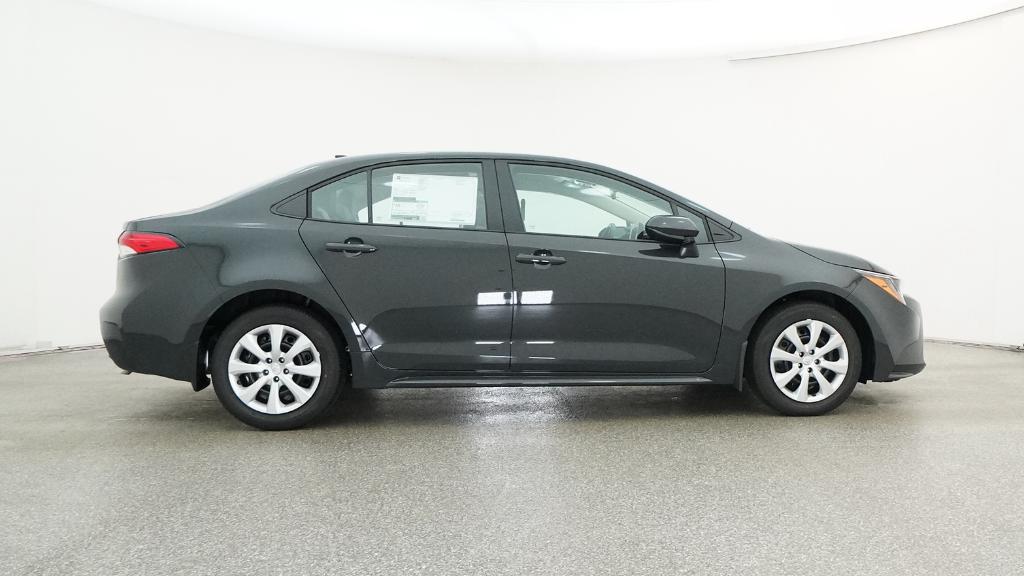 2025 Toyota Corolla LE photo 25