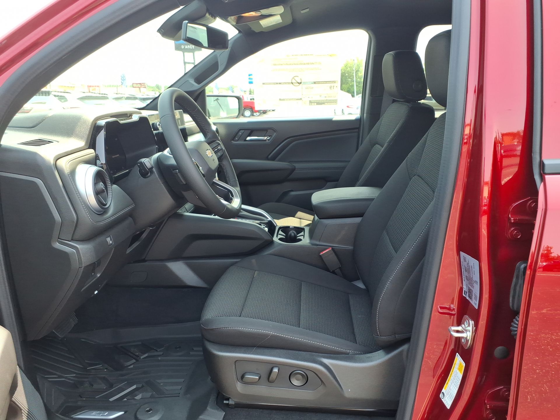 2026 Chevrolet Colorado LT photo 6
