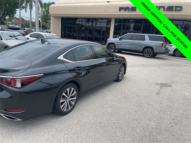 2021 Lexus ES 350 photo 6