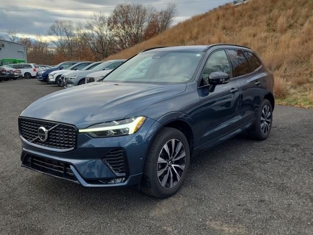 2023 Volvo XC60 Plus
