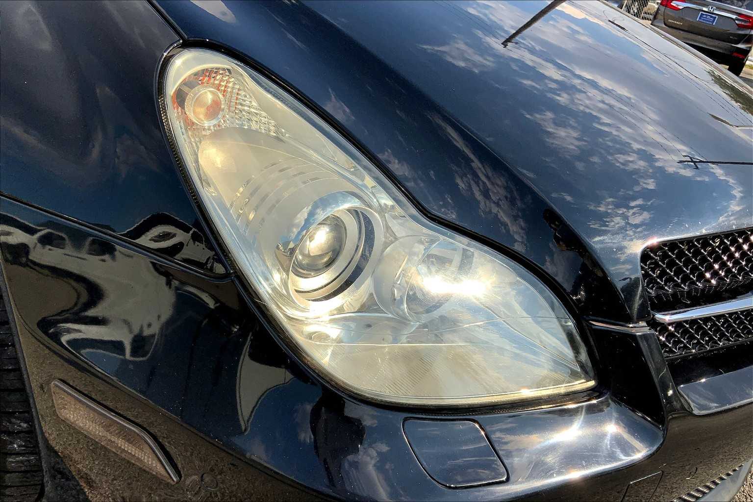2011 Mercedes Benz CLS 550 photo 24