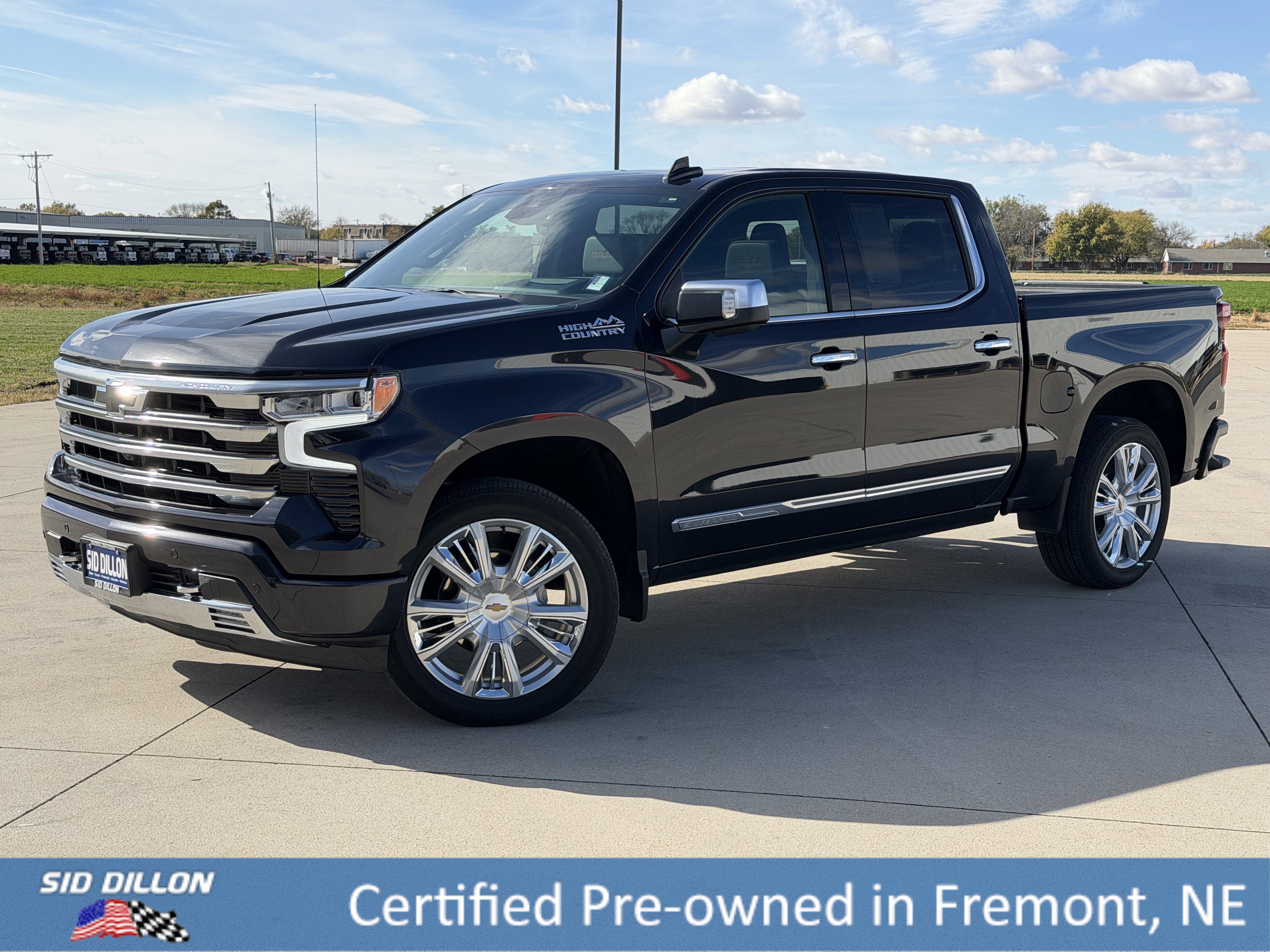 2024 Chevrolet Silverado 1500 High Country's photo