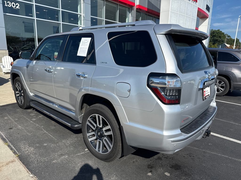 2023 Toyota 4Runner Limited photo 3