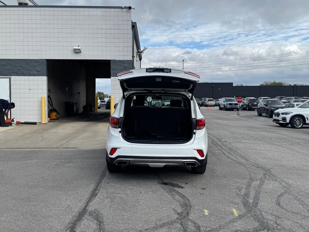 2017 Hyundai Santa Fe SE photo 28