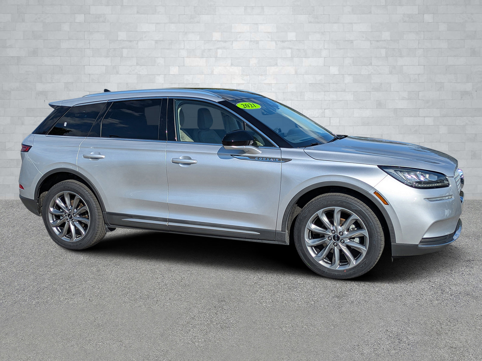 2020 Lincoln Corsair Base's photo