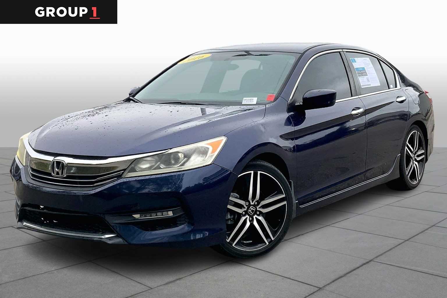 2016 Honda Accord Sport's photo
