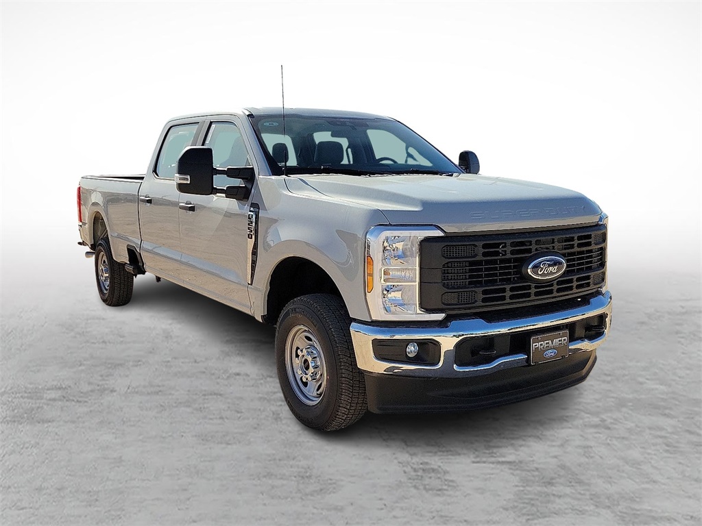 2026 Ford F-250 Super Duty XL's photo