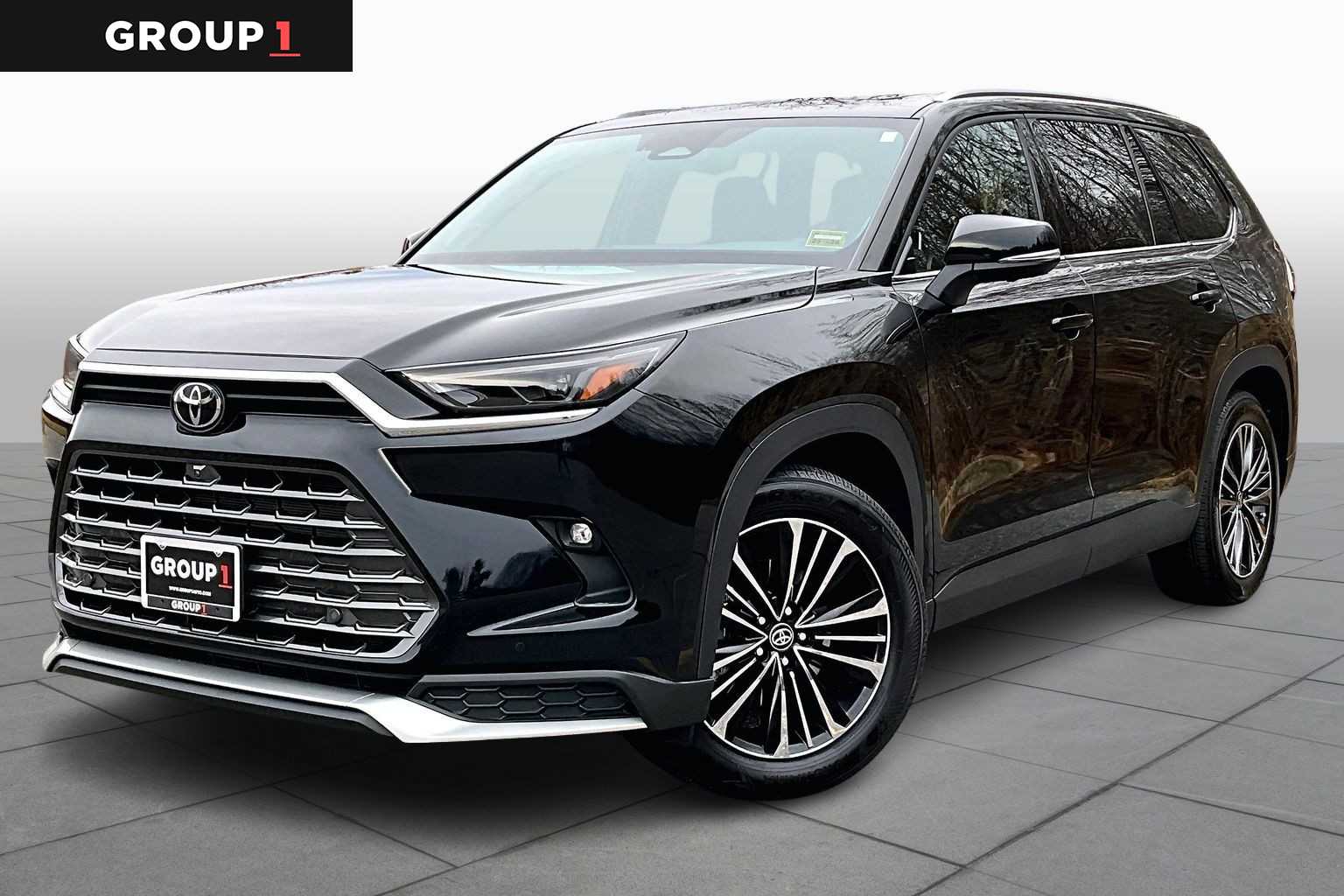 2025 Toyota Grand Highlander Platinum's photo