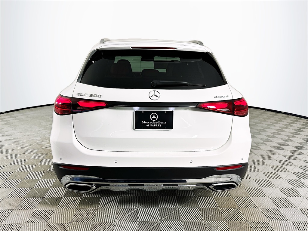 2026 Mercedes Benz GLC 300 4MATIC photo 5