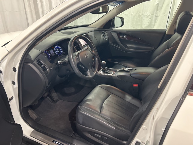 2017 Infiniti QX50 Base photo 7