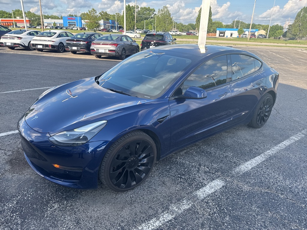 2023 Tesla Model 3 photo 3