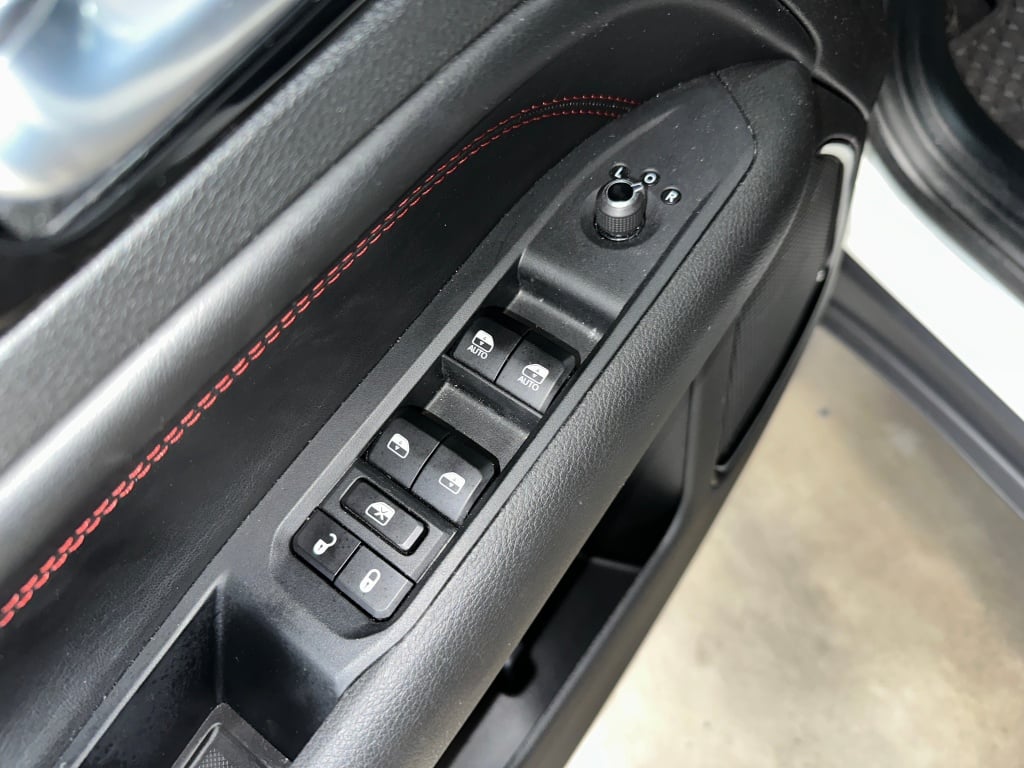 2024 Jeep Compass Trailhawk photo 4