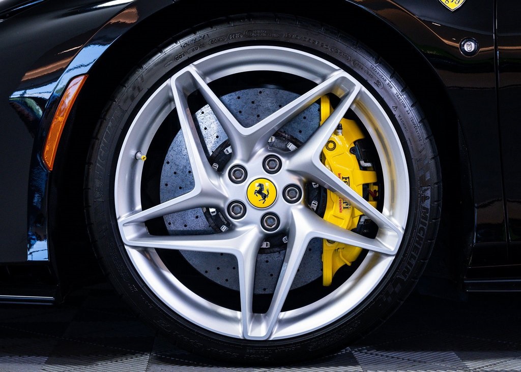 2020 Ferrari F8 Tributo Base photo 5