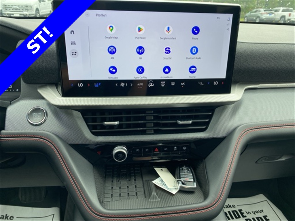 2025 Ford Explorer ST photo 3