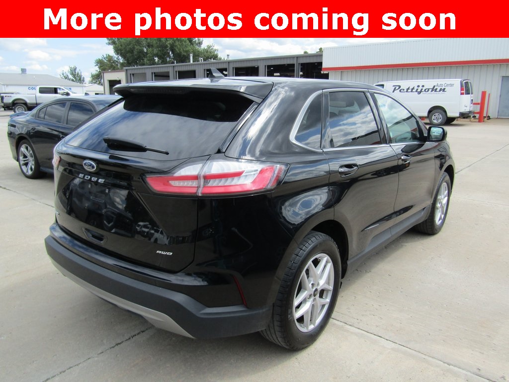 2024 Ford Edge SEL photo 4
