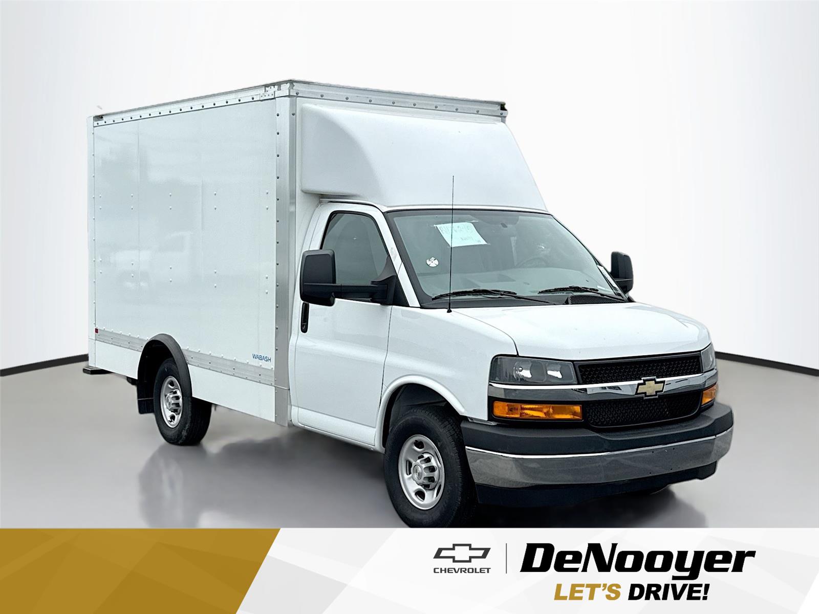 2024 Chevrolet Express Base's photo