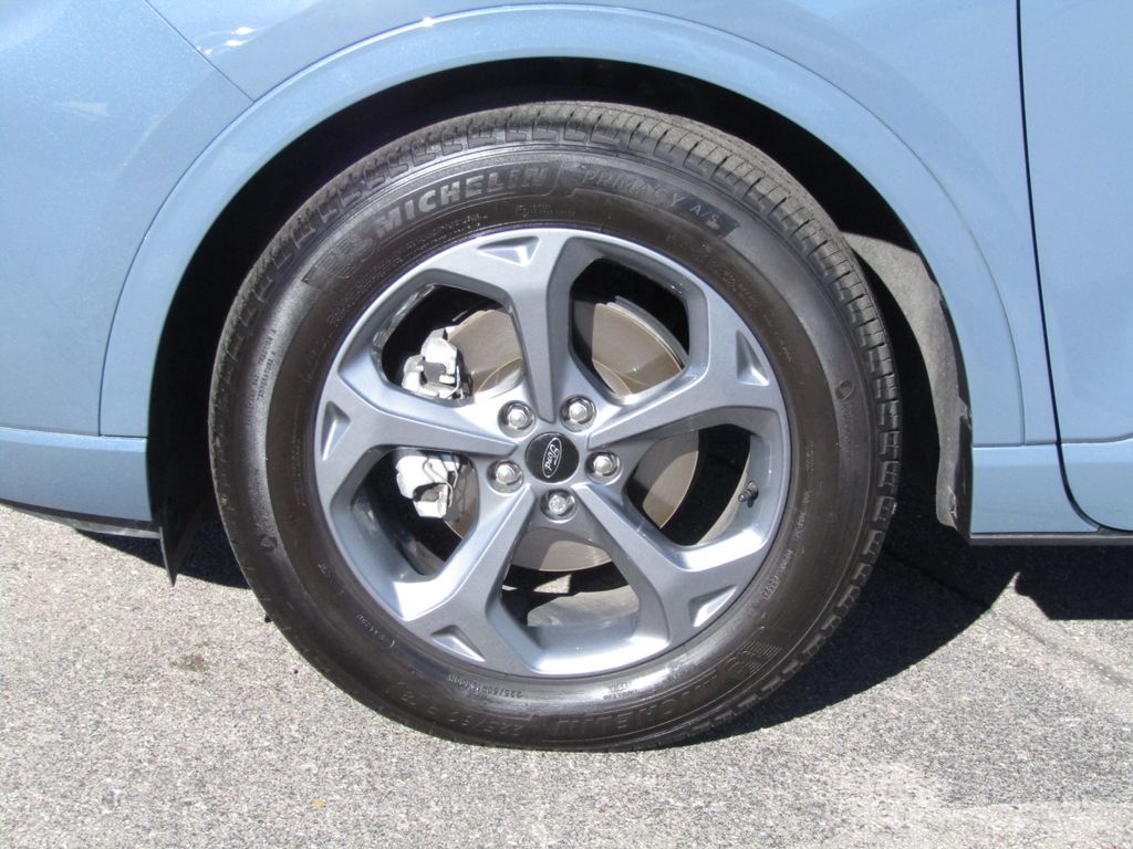 2023 Ford Escape ST-Line photo 4