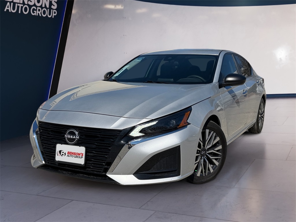 2024 Nissan Altima SV