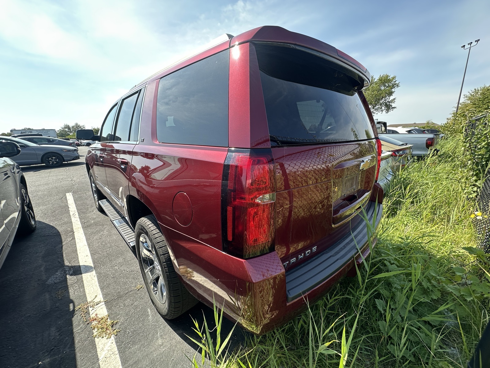 2019 Chevrolet Tahoe LT photo 3