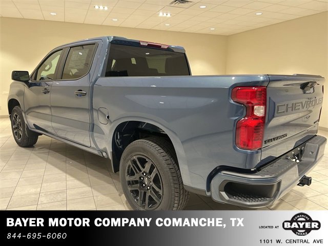 2024 Chevrolet Silverado 1500 Custom photo 2