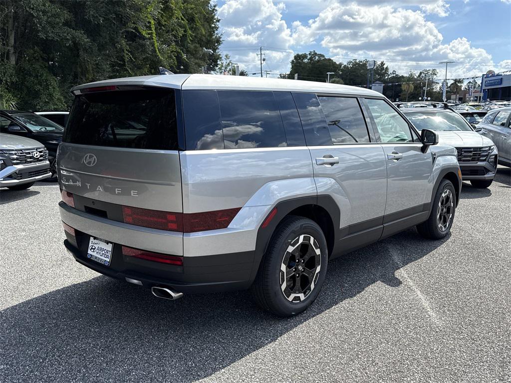 2026 Hyundai Santa Fe SE photo 3