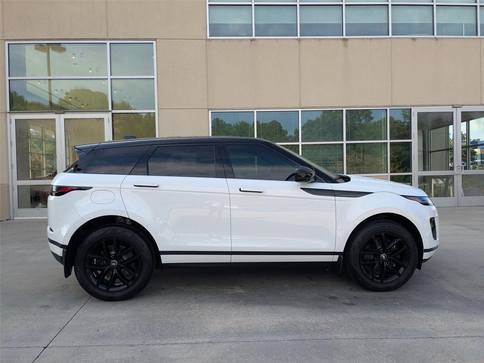 2026 Land Rover Range Rover Evoque S photo 4