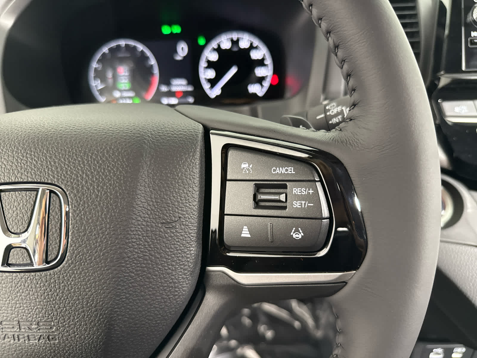 2025 Honda Odyssey EX-L photo 28