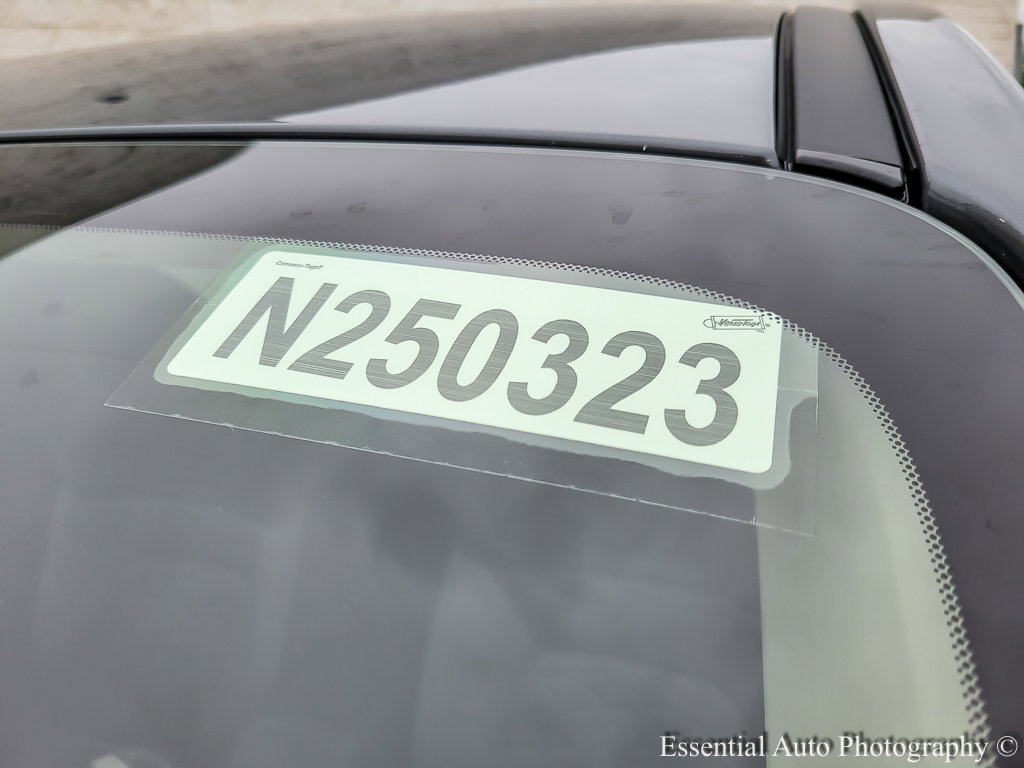 2025 Nissan Kicks SV photo 16