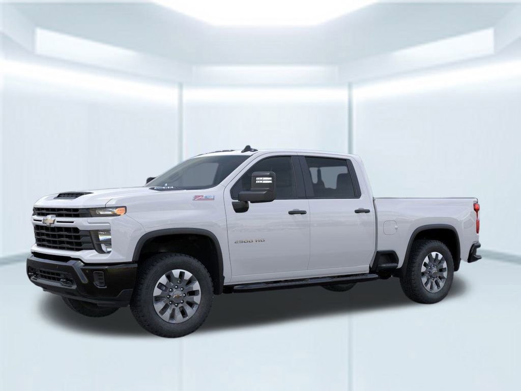 2025 Chevrolet Silverado 2500HD Custom photo 2