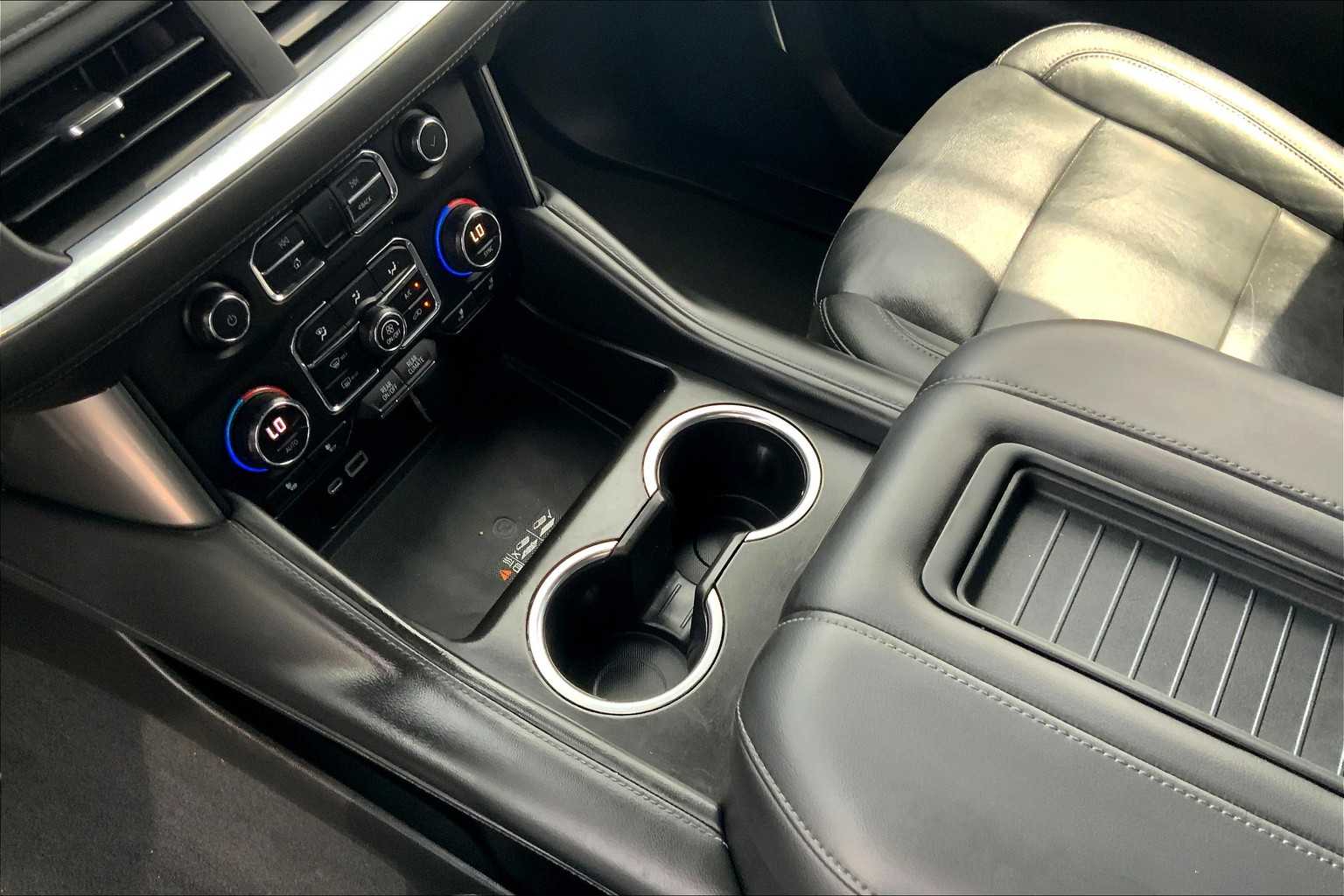 2021 Chevrolet Tahoe LT photo 28
