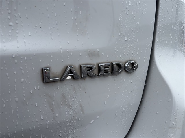 2014 Jeep Grand Cherokee Laredo photo 10