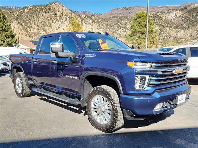 2023 Chevrolet Silverado 2500HD High Country's photo