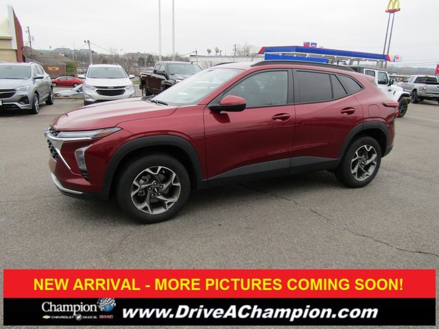 2025 Chevrolet Trax LT's photo