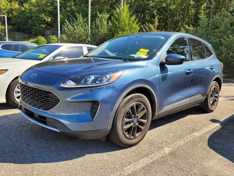 2020 Ford Escape SE photo 3