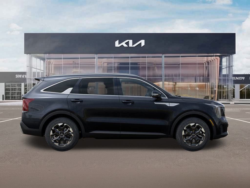 2025 Kia Sorento S photo 7