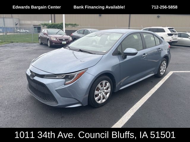 2020 Toyota Corolla LE photo 3