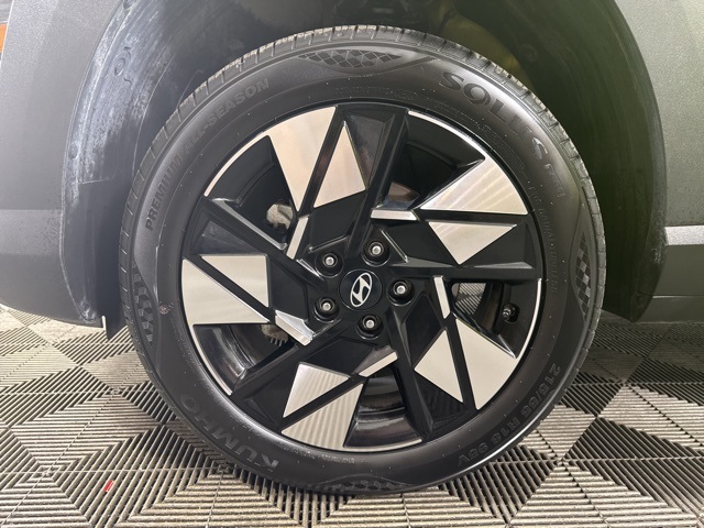 2024 Hyundai Kona SEL photo 10