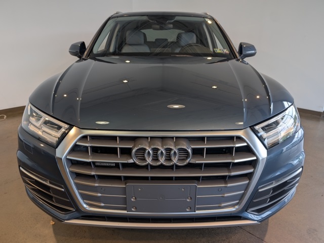 2018 Audi Q5 2.0T Premium Plus photo 2