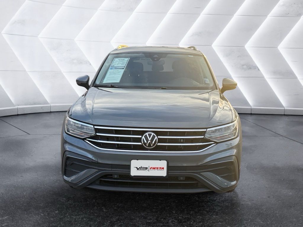 2024 Volkswagen Tiguan SE Wolfsburg Edition photo 2