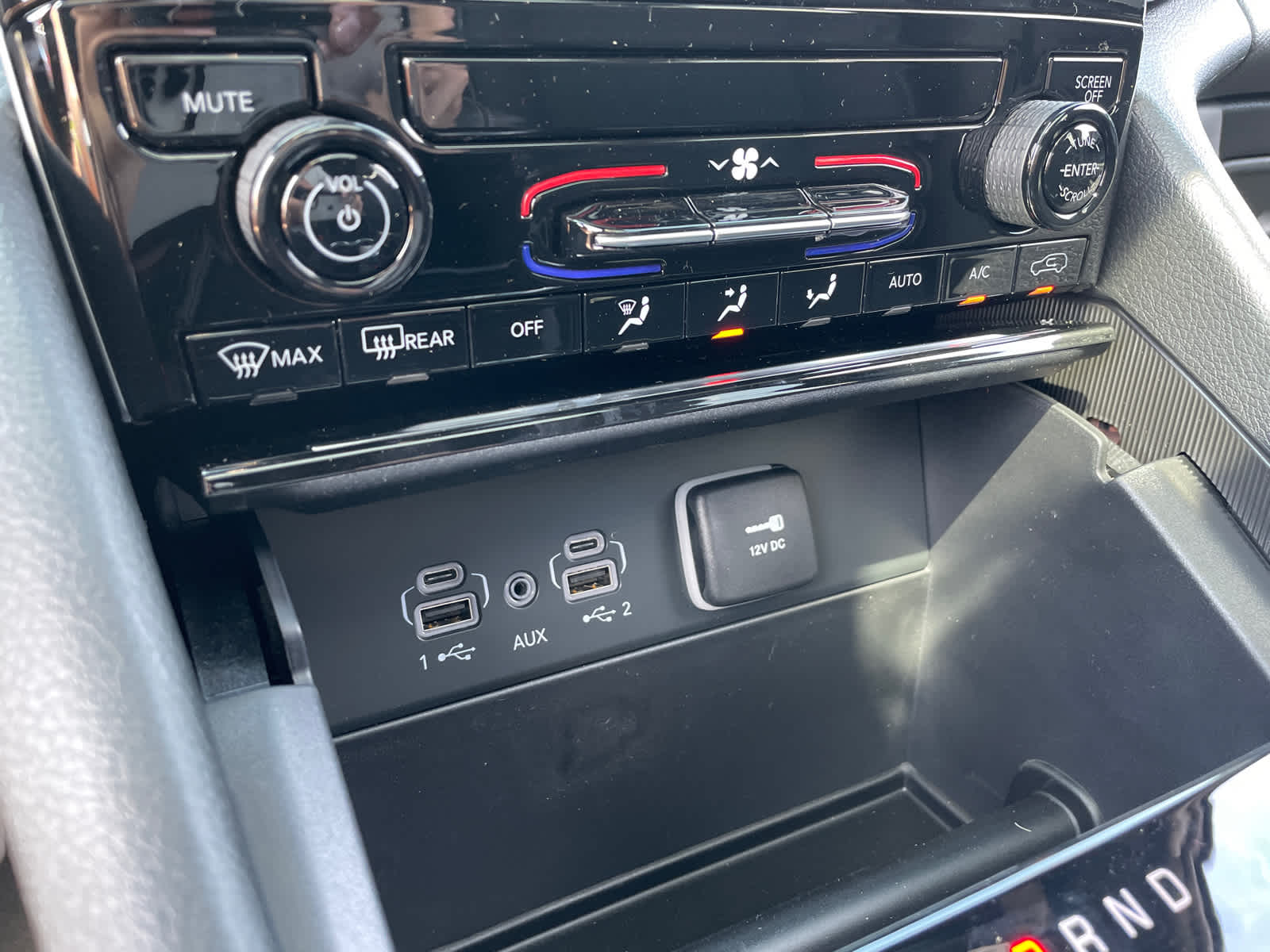 2025 Jeep Grand Cherokee Laredo X photo 24
