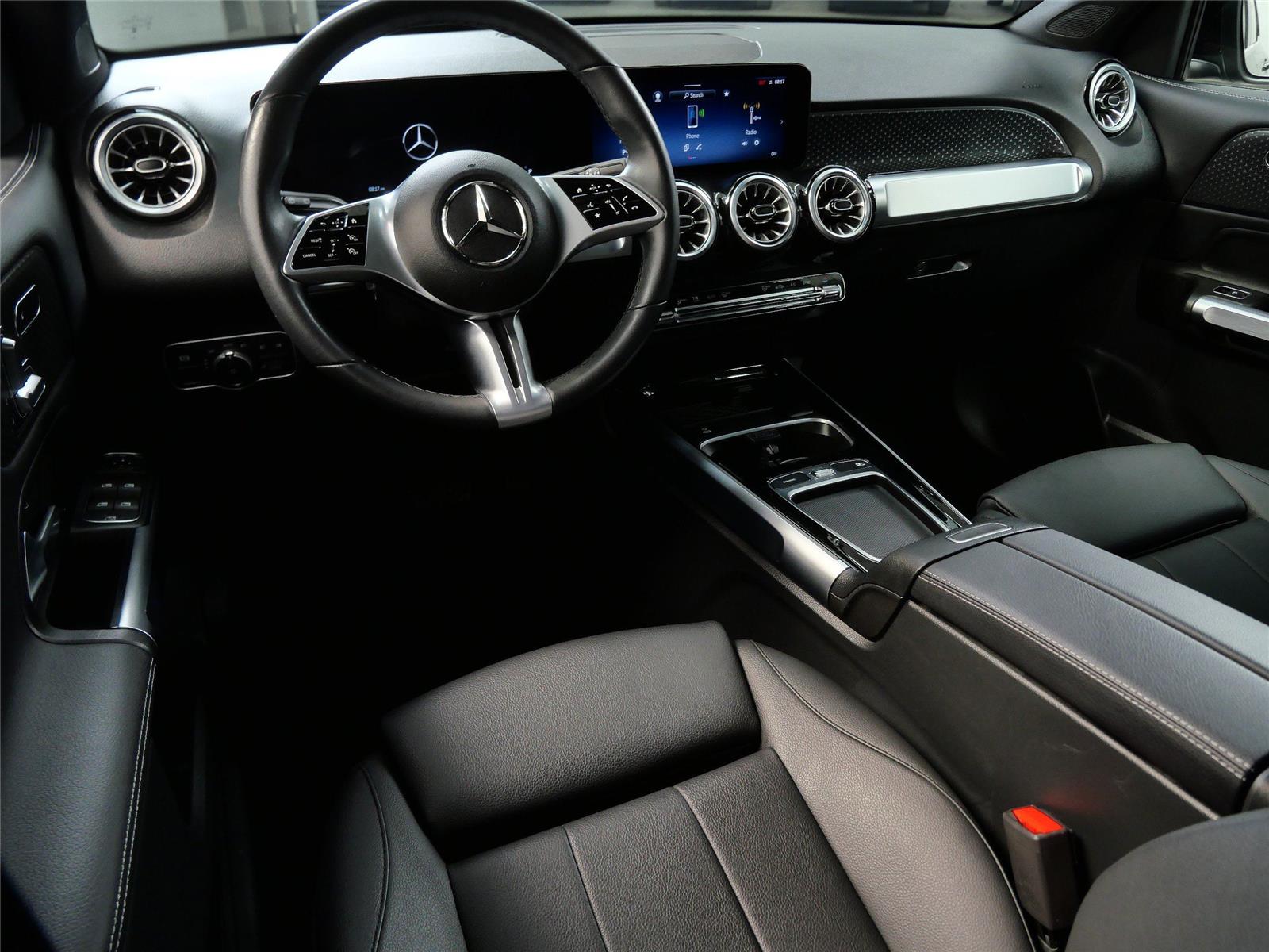 Used 2025 Mercedes-Benz GLB Base with VIN W1N4M4HBXSW397633 for sale in Minnetonka, Minnesota