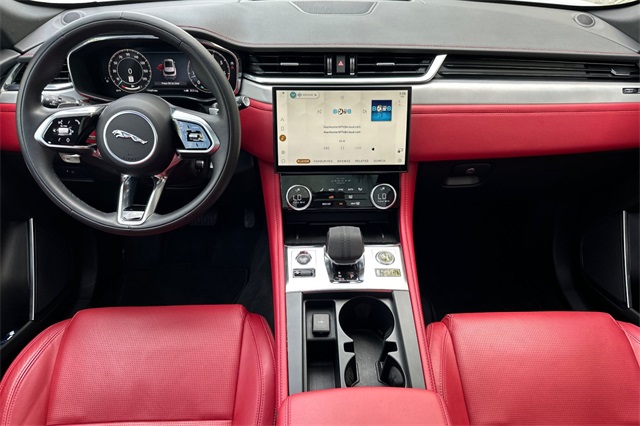 2024 Jaguar F-PACE P250 R-Dynamic S photo 12