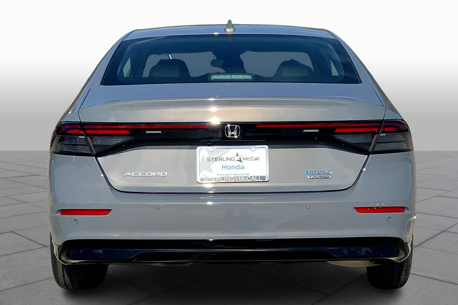 2025 Honda Accord Hybrid Touring photo 4