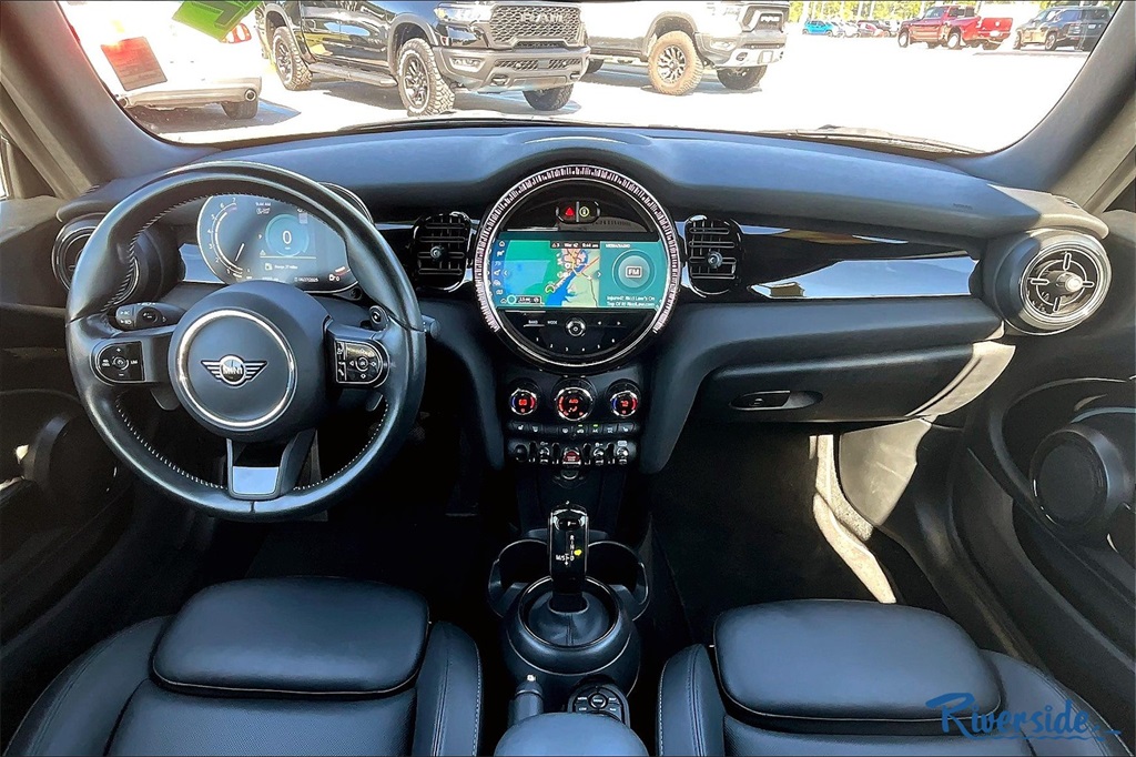 2024 Mini Cooper Convertible S photo 7