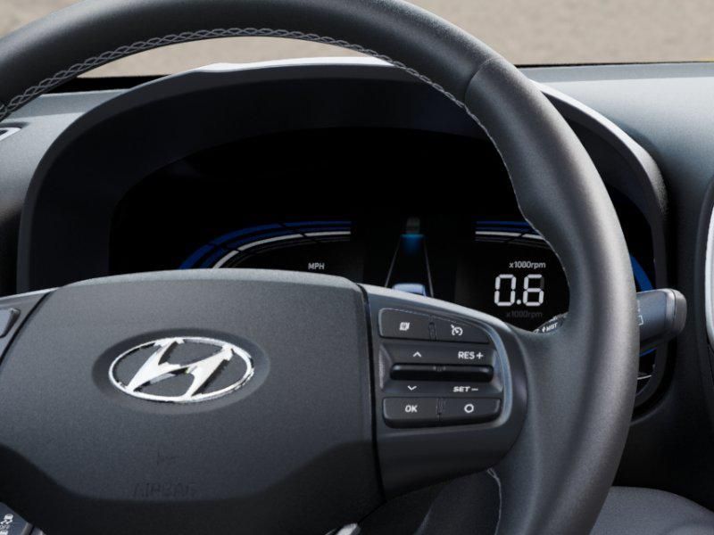 2025 Hyundai Venue SEL photo 12