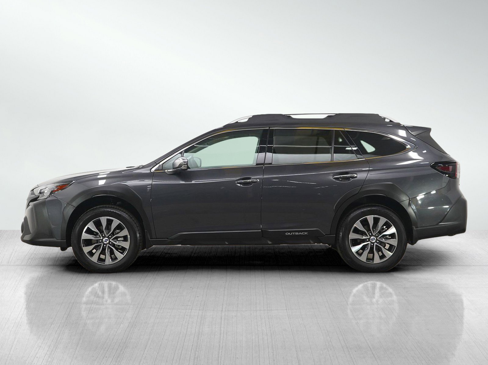 Used 2024 Subaru Outback Touring with VIN 4S4BTAPC3R3174139 for sale in Burnsville, Minnesota